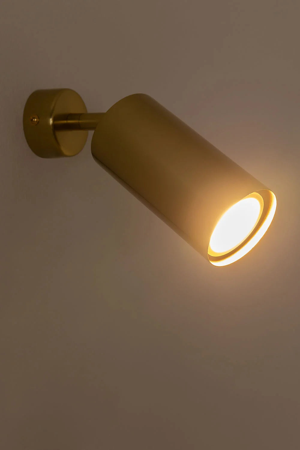 Lampada da parete e soffitto Yanna