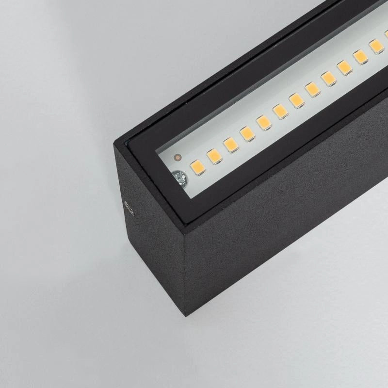 Applique da Parete per Esterno LED 10W Doppia Luce Rettangolare Nero Kaira